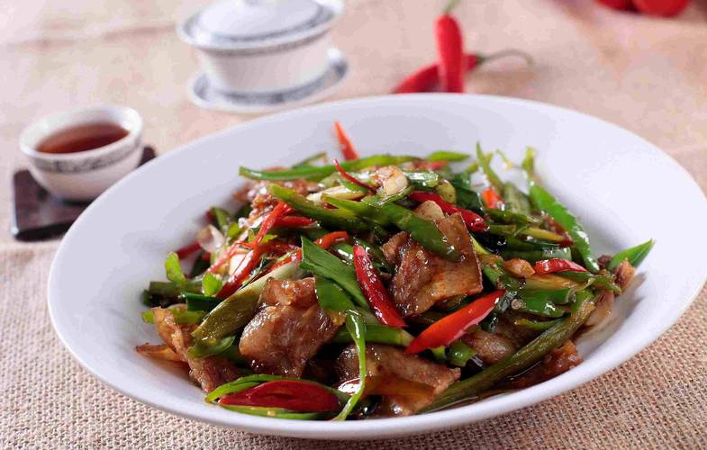 湖南美食之农家小炒肉的做法