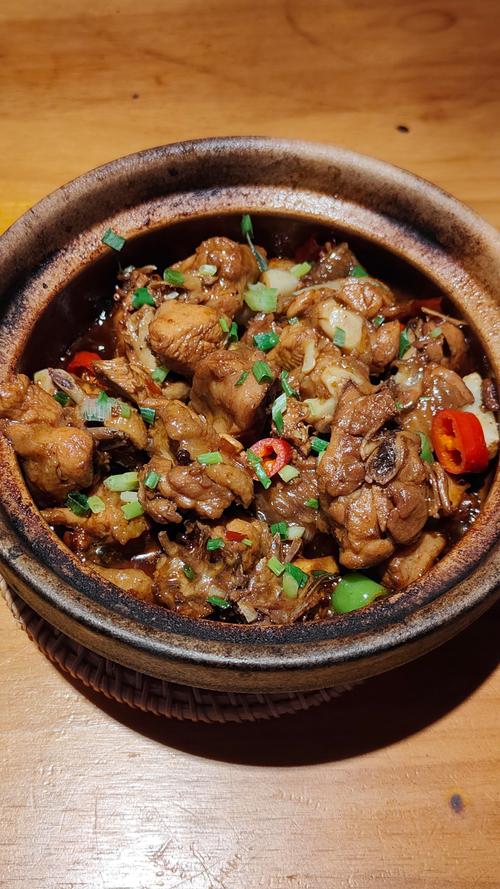 家常砂锅炖鸡汤的做法 砂锅炖鸡汤怎么做